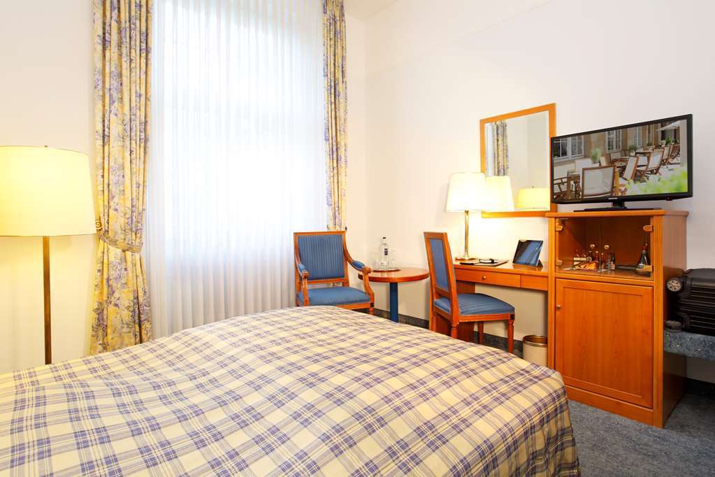 Schlosshotel Karlsruhe Room photo