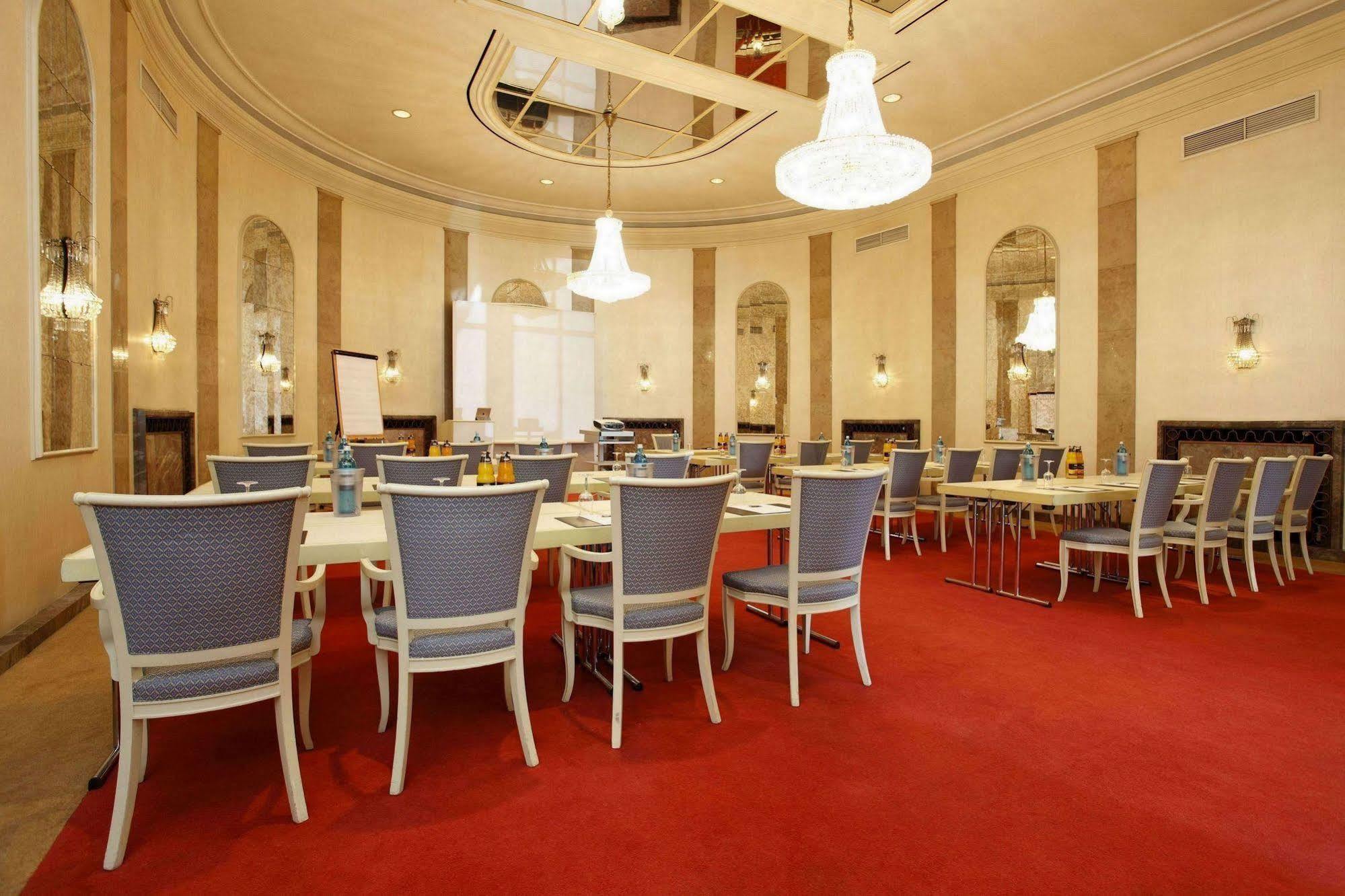 Schlosshotel Karlsruhe Exterior photo